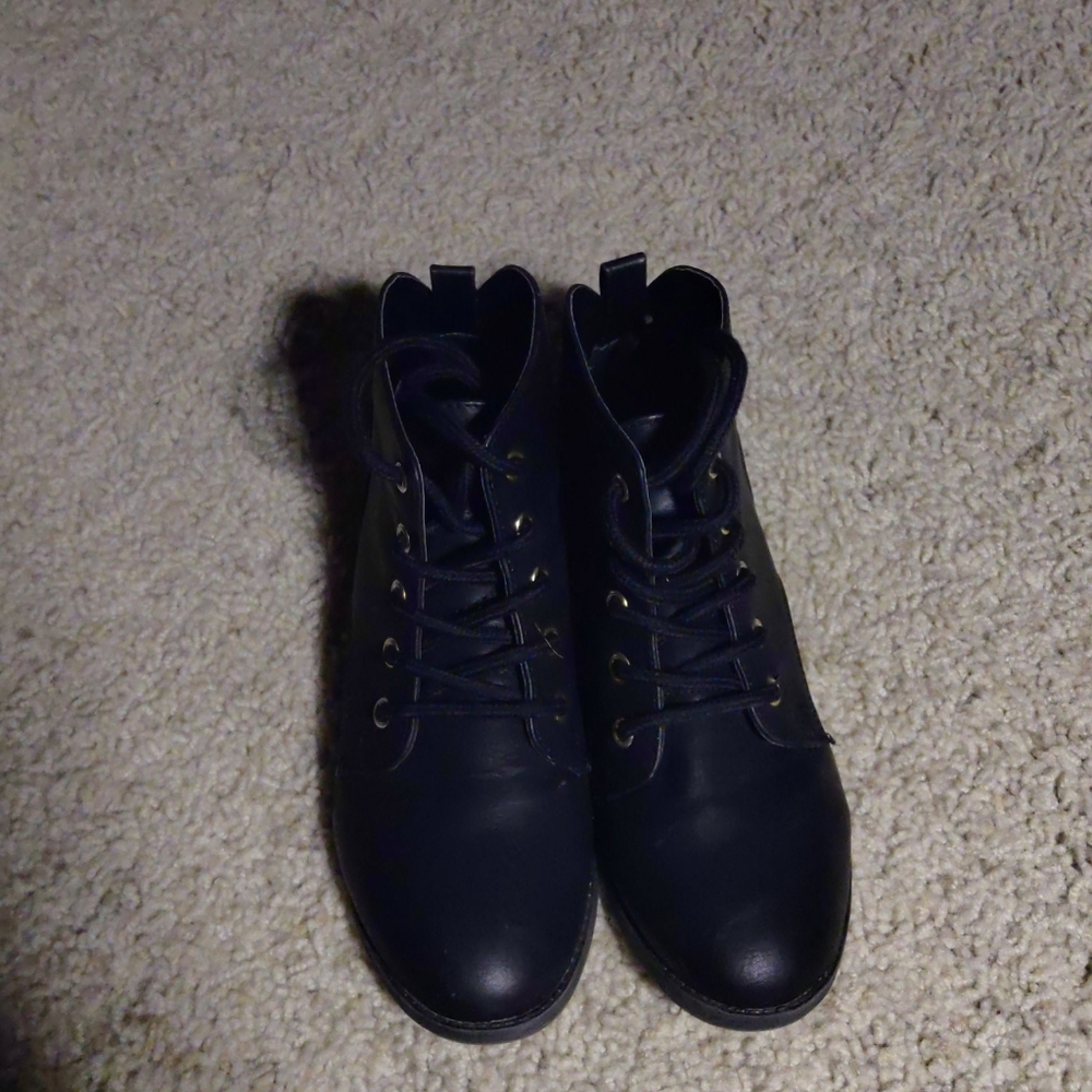 Candie's boots